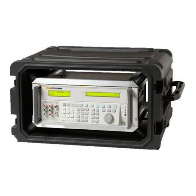 Многоцелевой калибратор Fluke 5522A/6 240 Многоцелевой калибратор Fluke 5522A/6 240