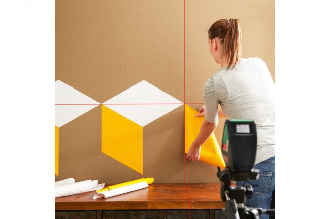 Лазерный нивелир Bosch PLL 2 EEU (0.603.663.420) Лазерный нивелир Bosch PLL 2 EEU (0.603.663.420)