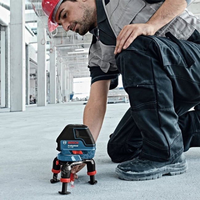 Лазерный уровень Bosch GLL 3-50+BM 1 с калибровкой Лазерный уровень Bosch GLL 3-50+BM 1 с калибровкой