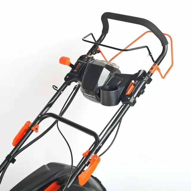 Бензиновая газонокосилка самоходная Patriot PT 53LSE